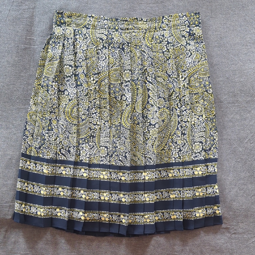 Tommy Hilfiger Cream and Yellow A-Line Pleated Skirt